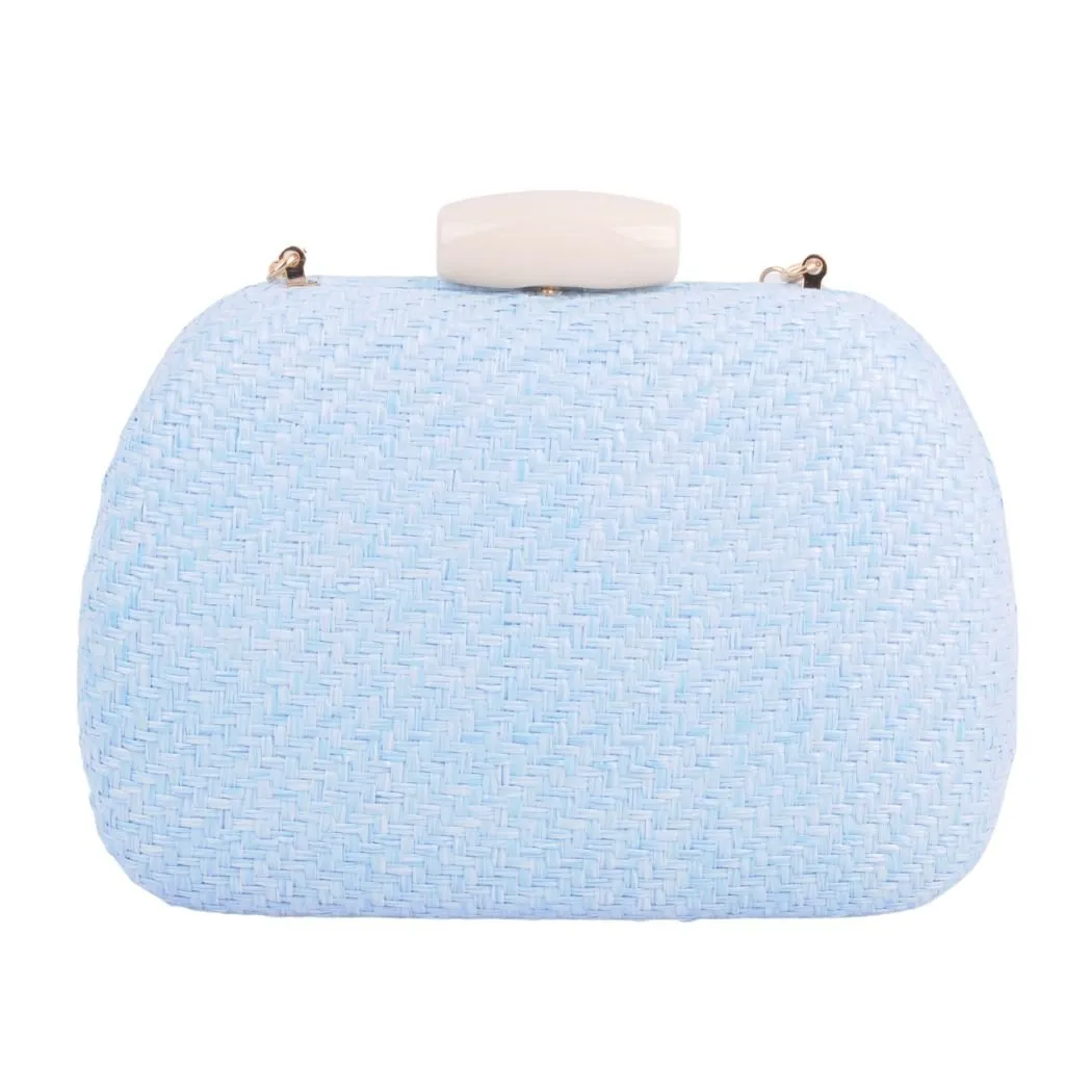 1505 - Elegant Clutch Bag: Fashionable Statement Accessory
