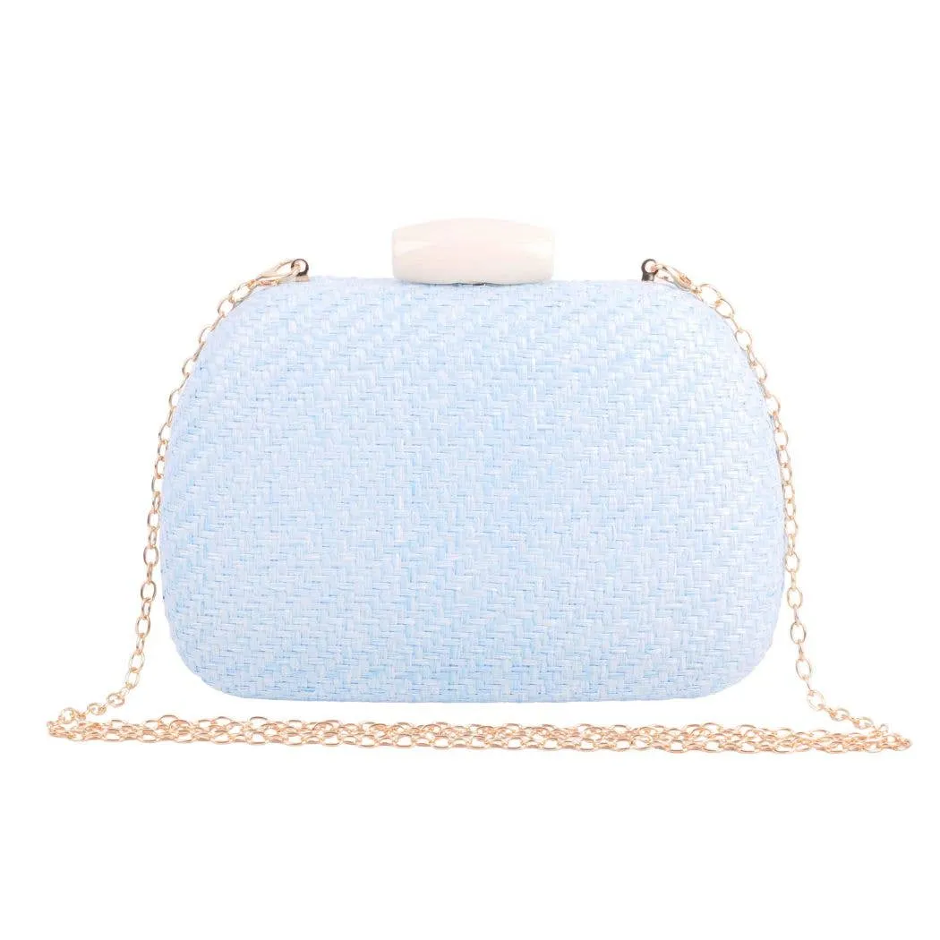 1505 - Elegant Clutch Bag: Fashionable Statement Accessory