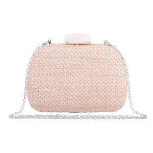 1505 - Elegant Clutch Bag: Fashionable Statement Accessory