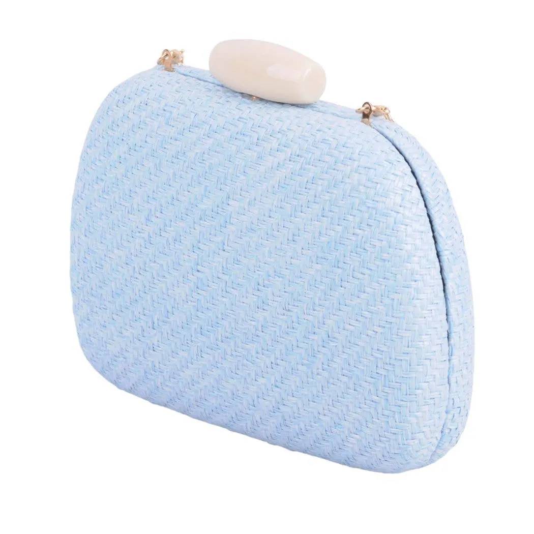 1505 - Elegant Clutch Bag: Fashionable Statement Accessory
