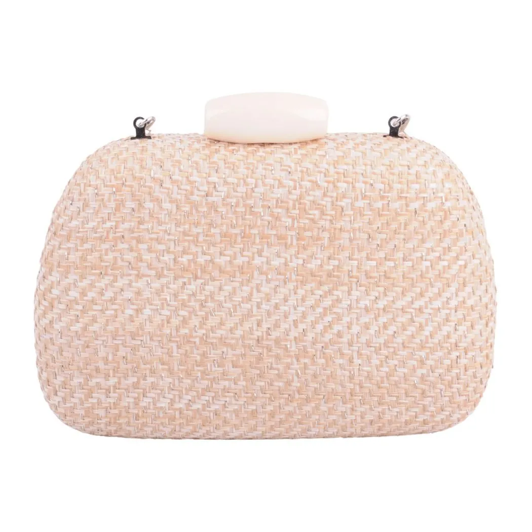 1505 - Elegant Clutch Bag: Fashionable Statement Accessory