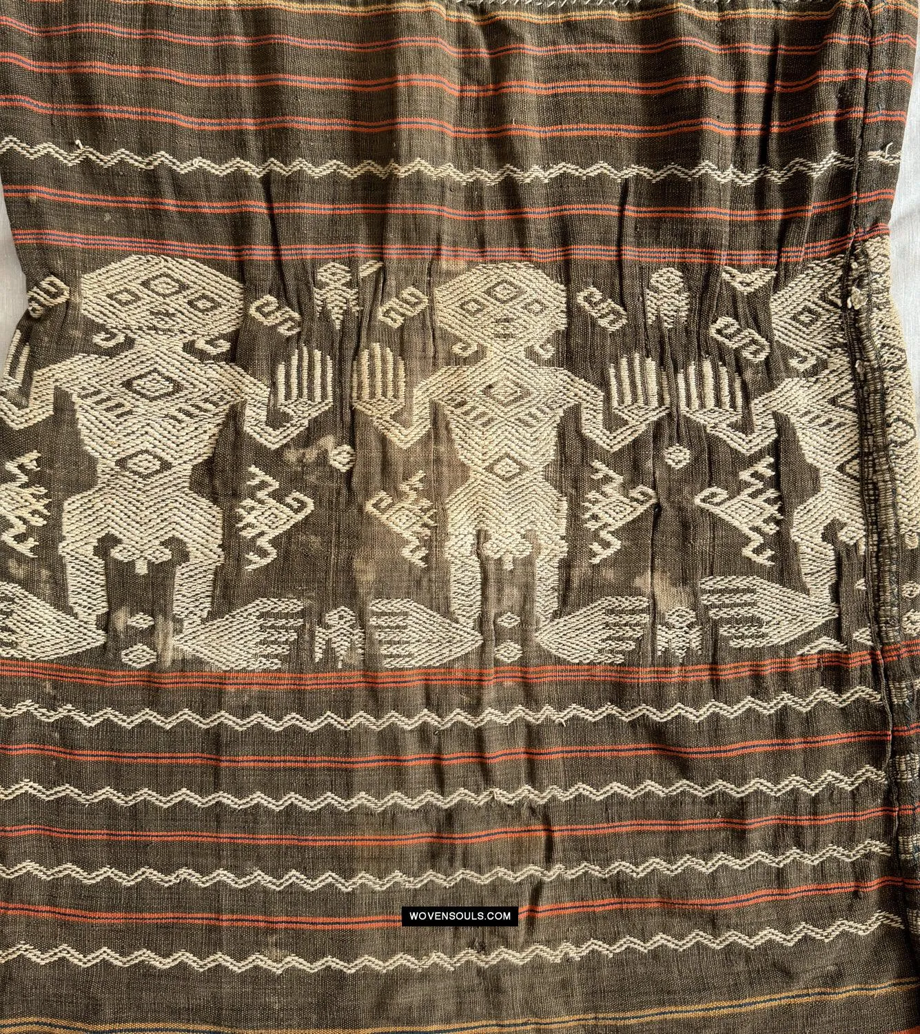 1816 SOLD Superb Old Sumba Ceremonial Woven Sarong