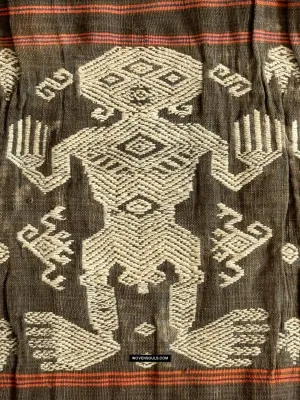 1816 SOLD Superb Old Sumba Ceremonial Woven Sarong