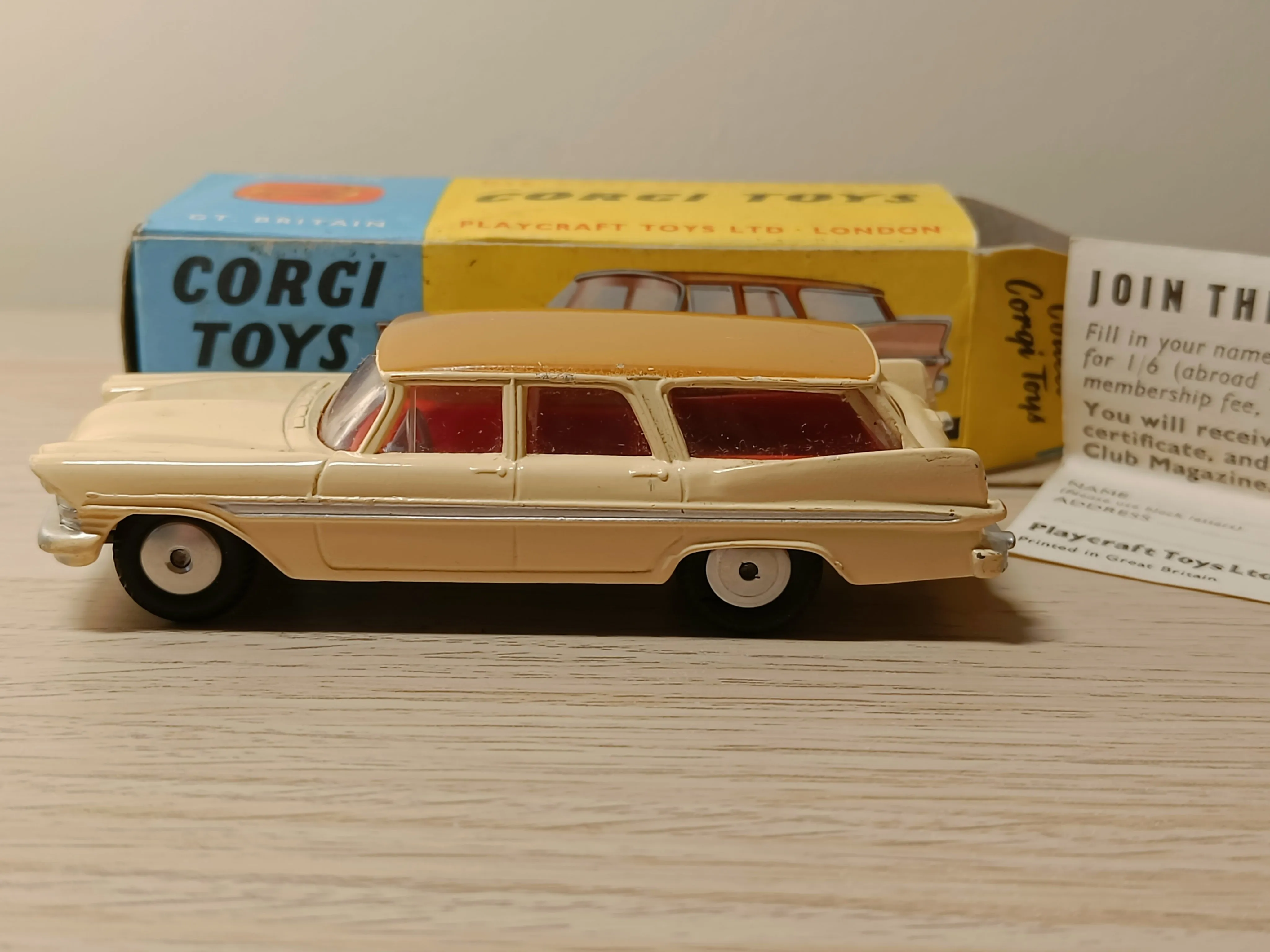 219 Plymouth Suburban Station Wagon (grey base)   original box