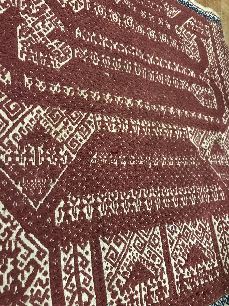 522 Old Tampan Ship Cloth with Superb Drawing