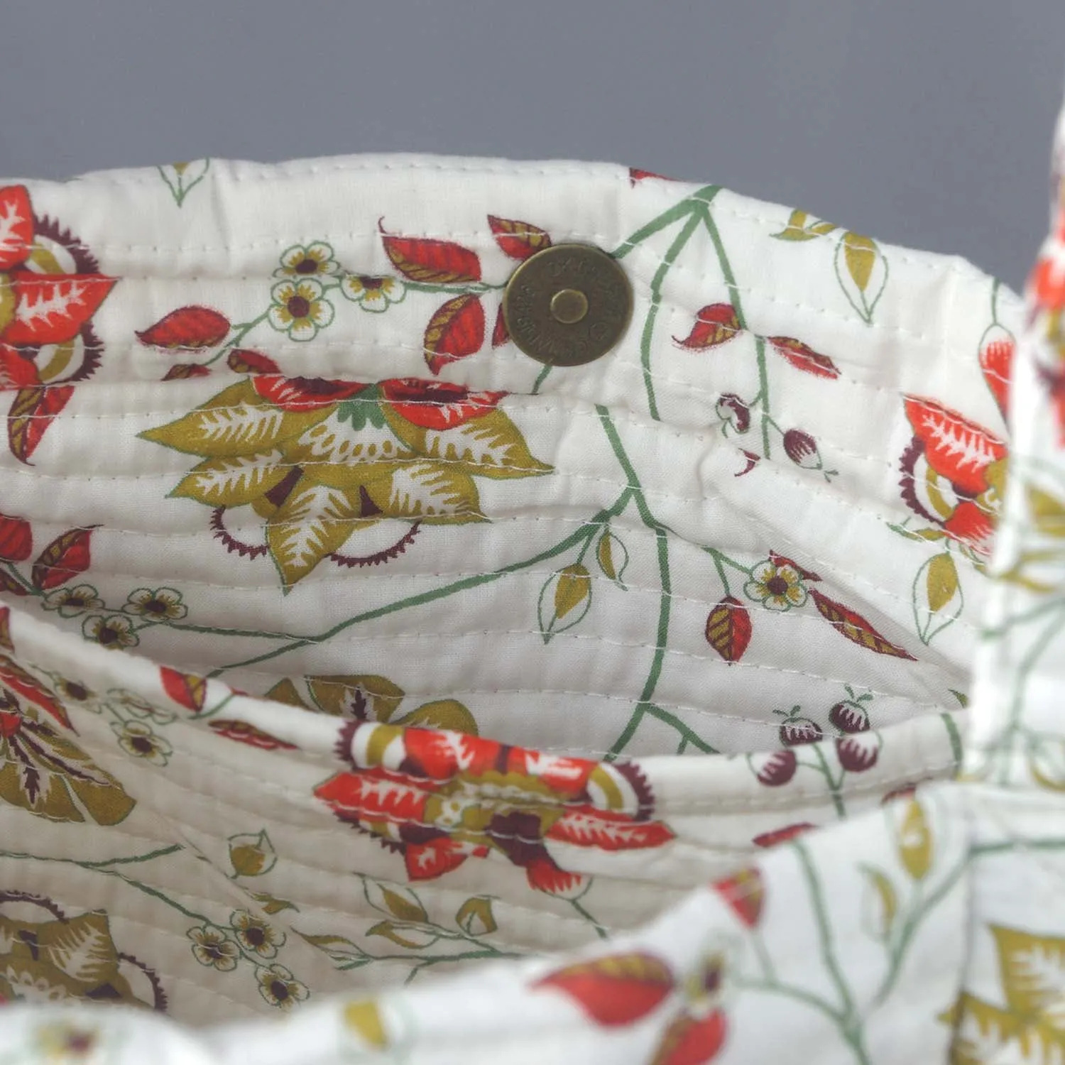 Cotton Quilted Large Shopping / Beach Bag - White Red and Sand Brown Floral