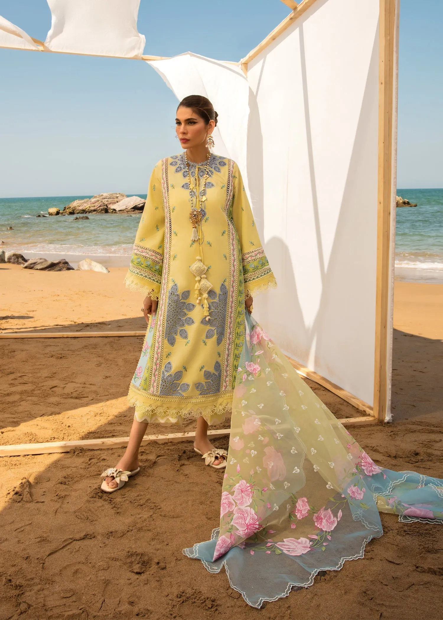 Crimson Luxury Lawn Collection 2023 – An Ode to Cross Stitch - D5 B