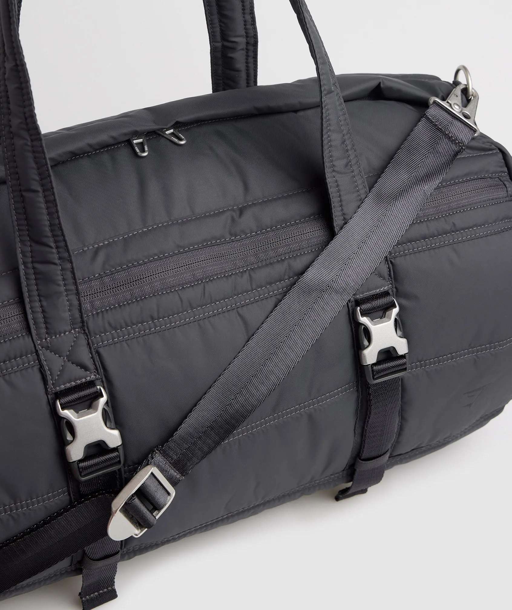 Gymshark Premium Lifestyle Barrel Bag - Onyx Grey