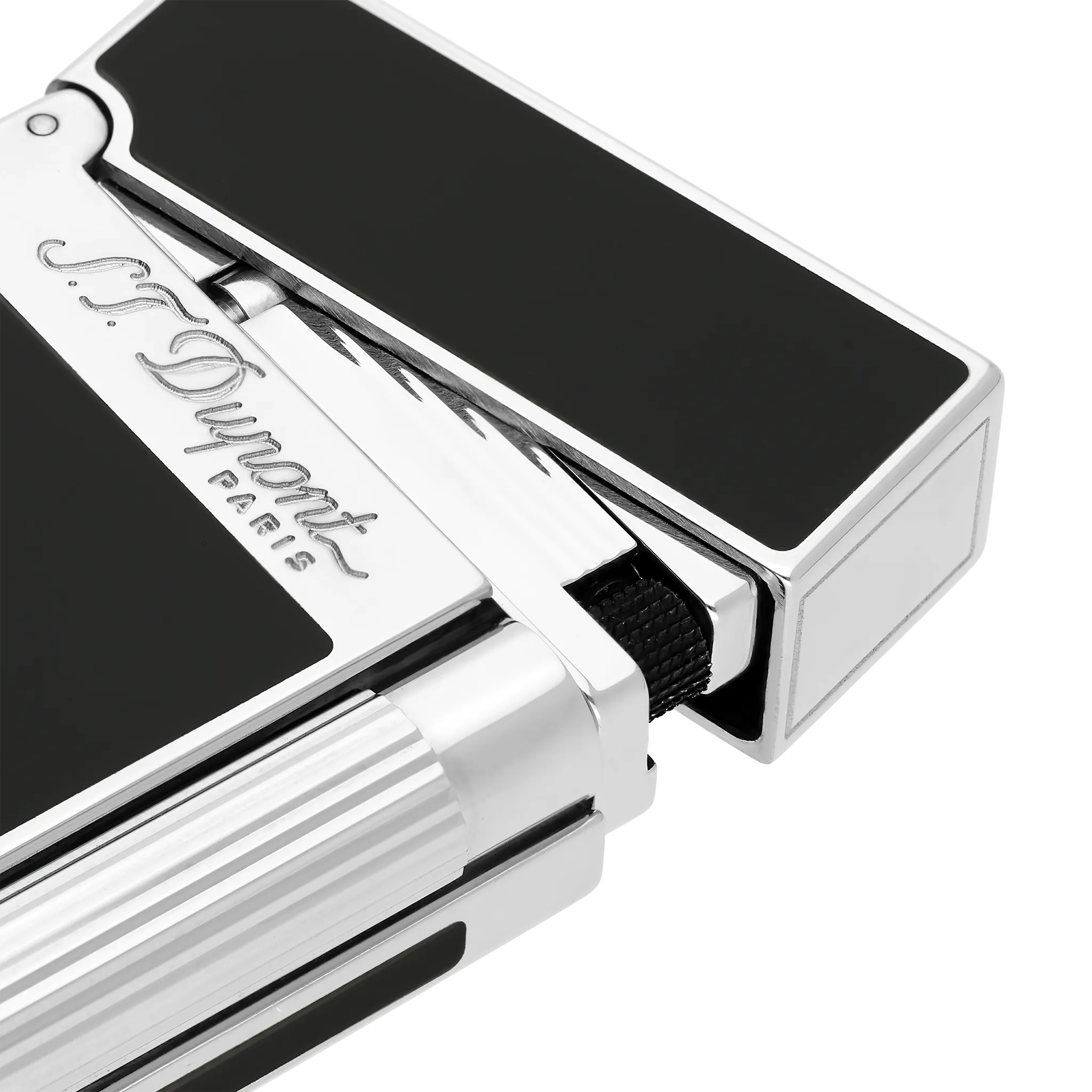 Lacquered lighter