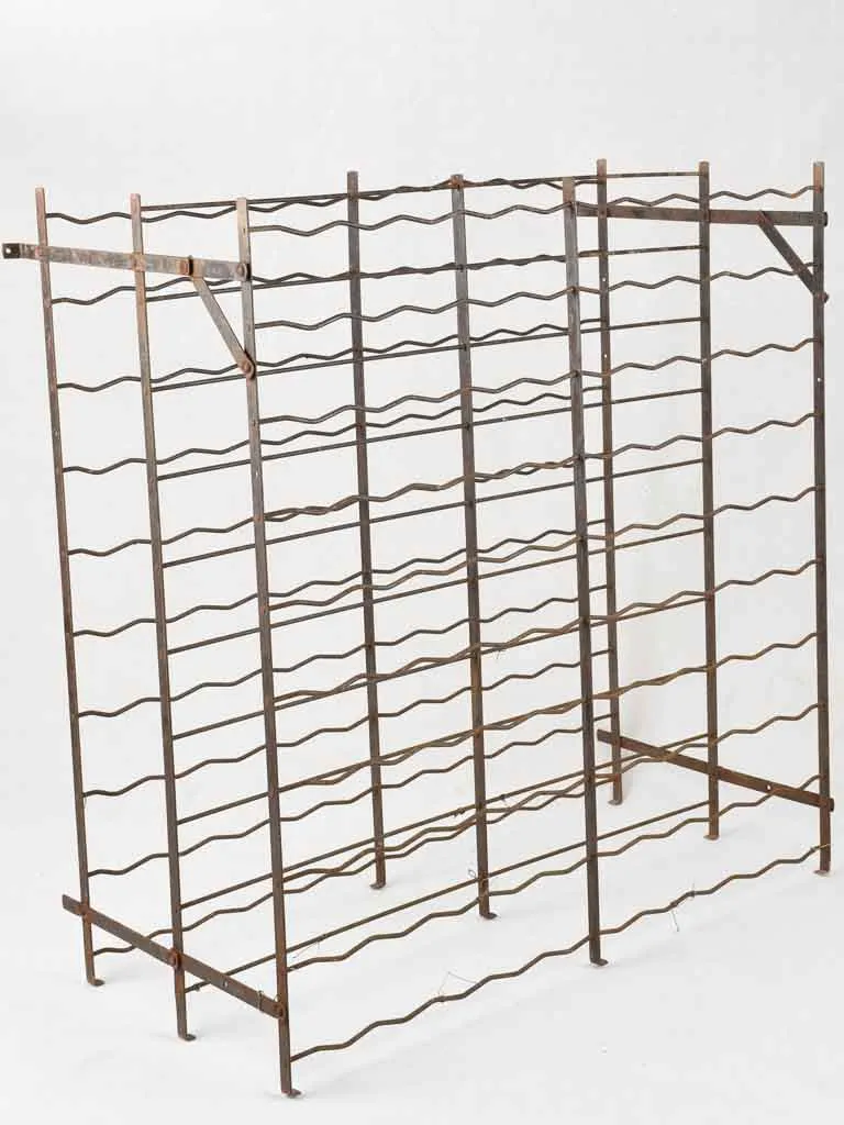 Large vintage wine rack - 200 bottles - iron 40½"