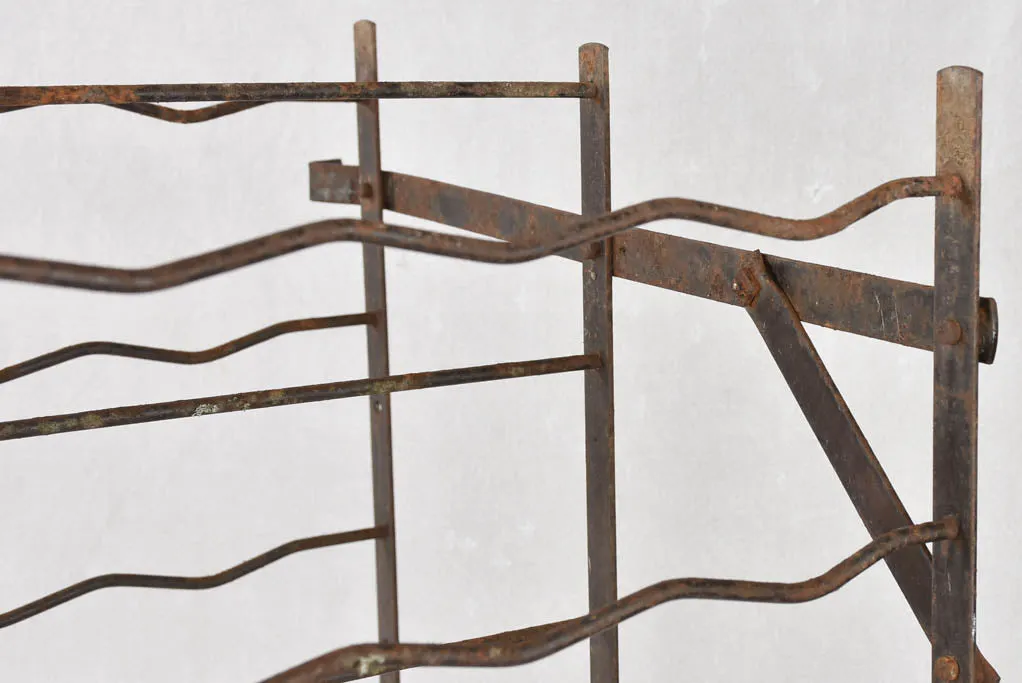 Large vintage wine rack - 200 bottles - iron 40½"