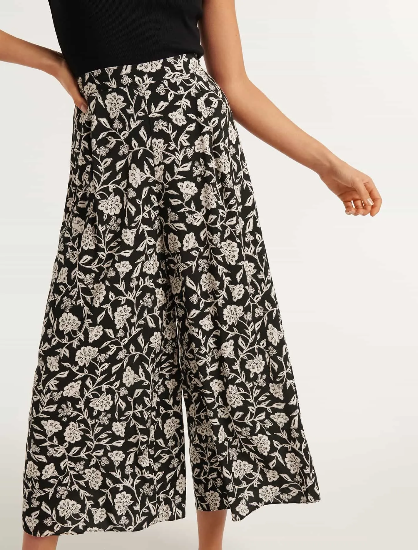 Mila Printed Elasticated Waist Pant