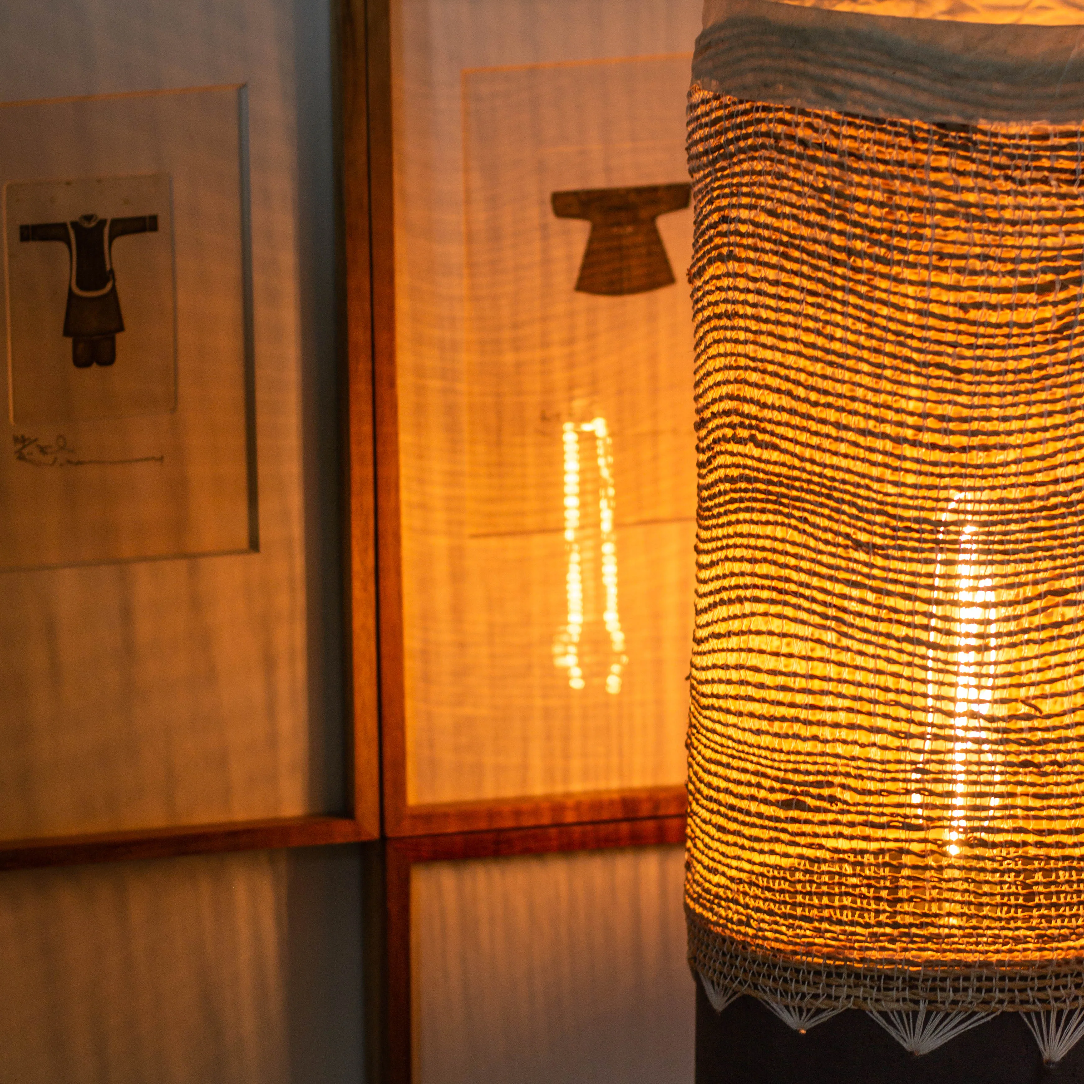 Noble Table Lamp