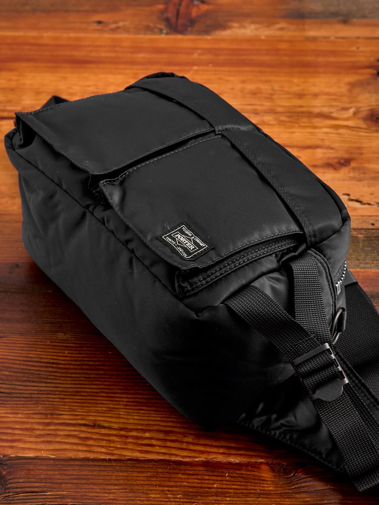 "Tanker" 2-Way Waist Bag in Black