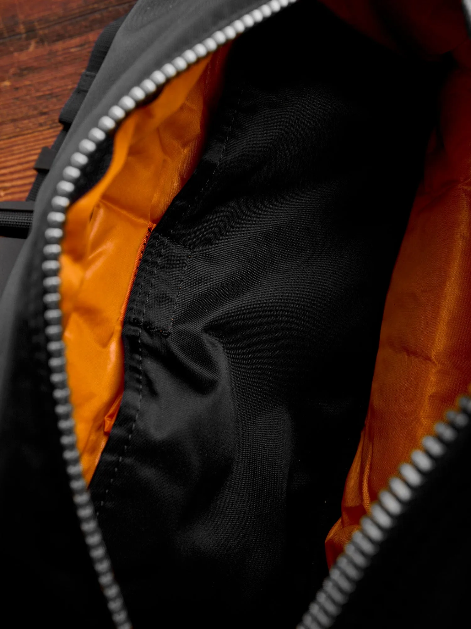 "Tanker" 2-Way Waist Bag in Black