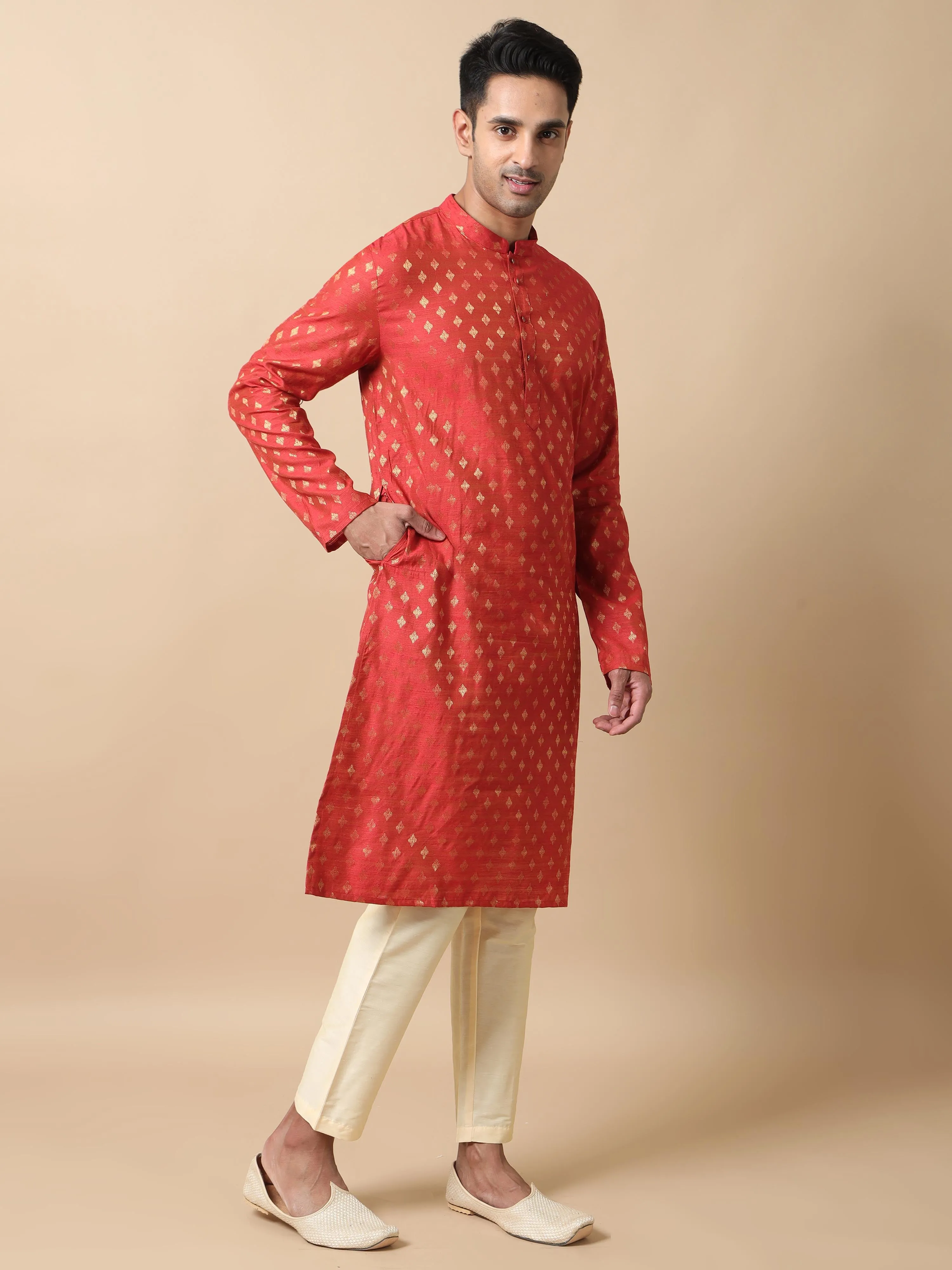 Red Banarasi Buta Long Kurta
