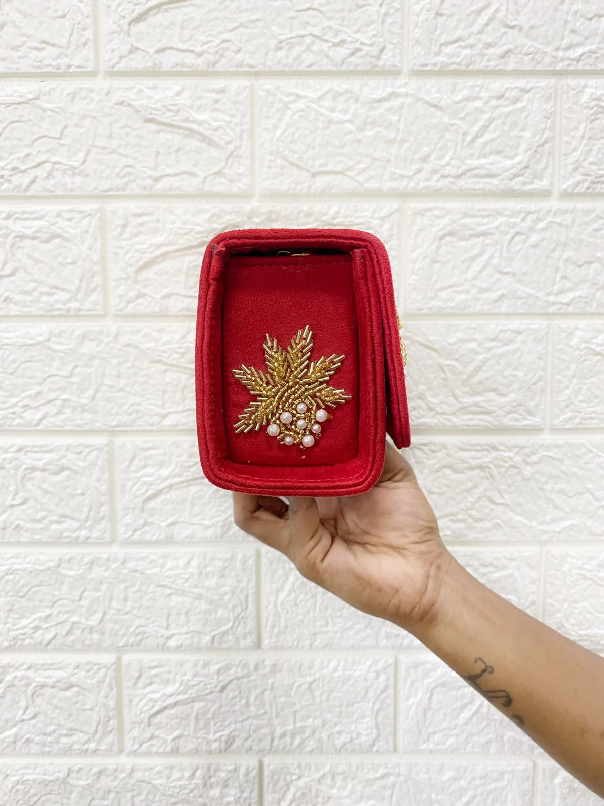 Stella Clutch