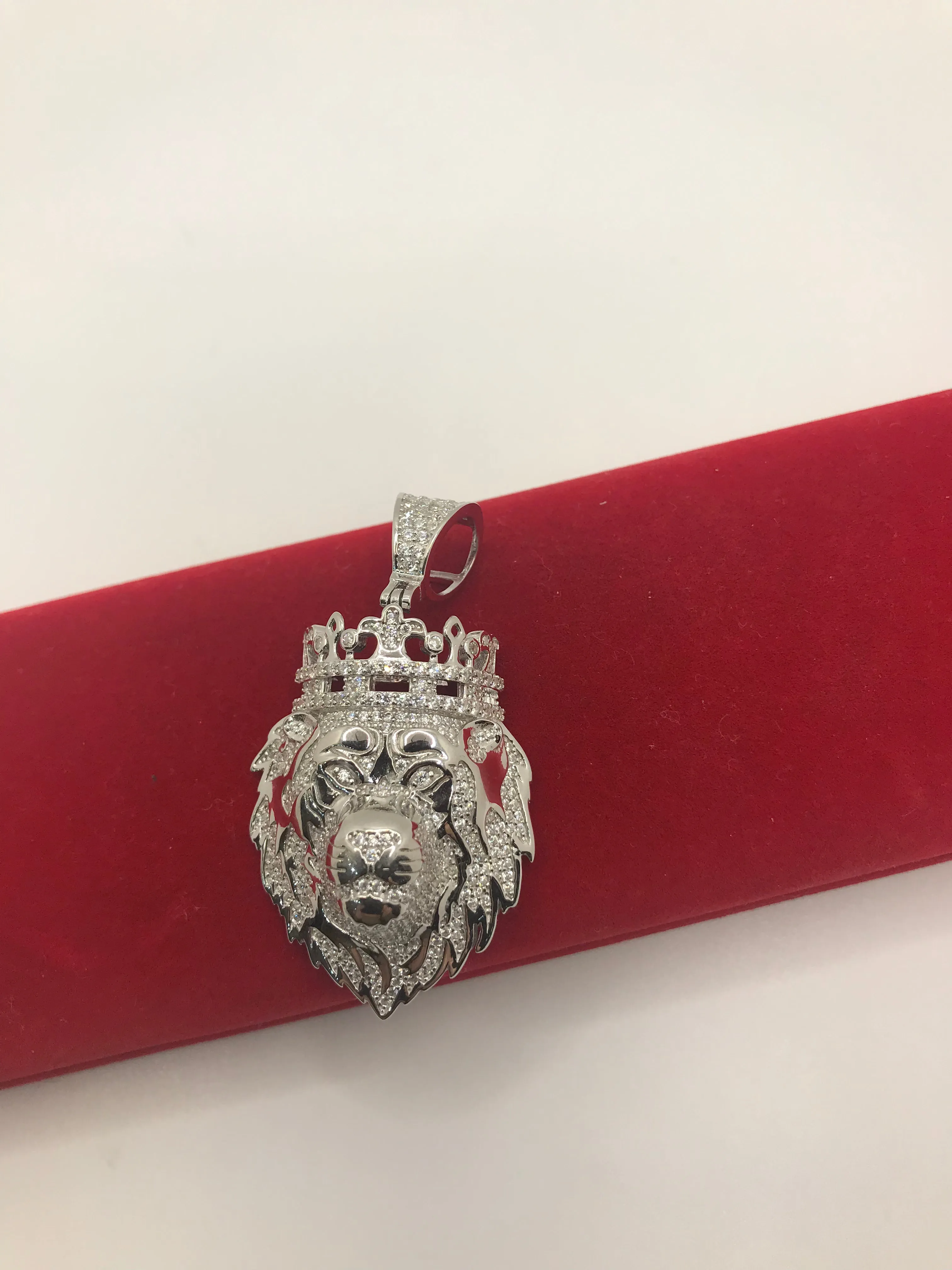 Sterling silver CZ stone lion pendant