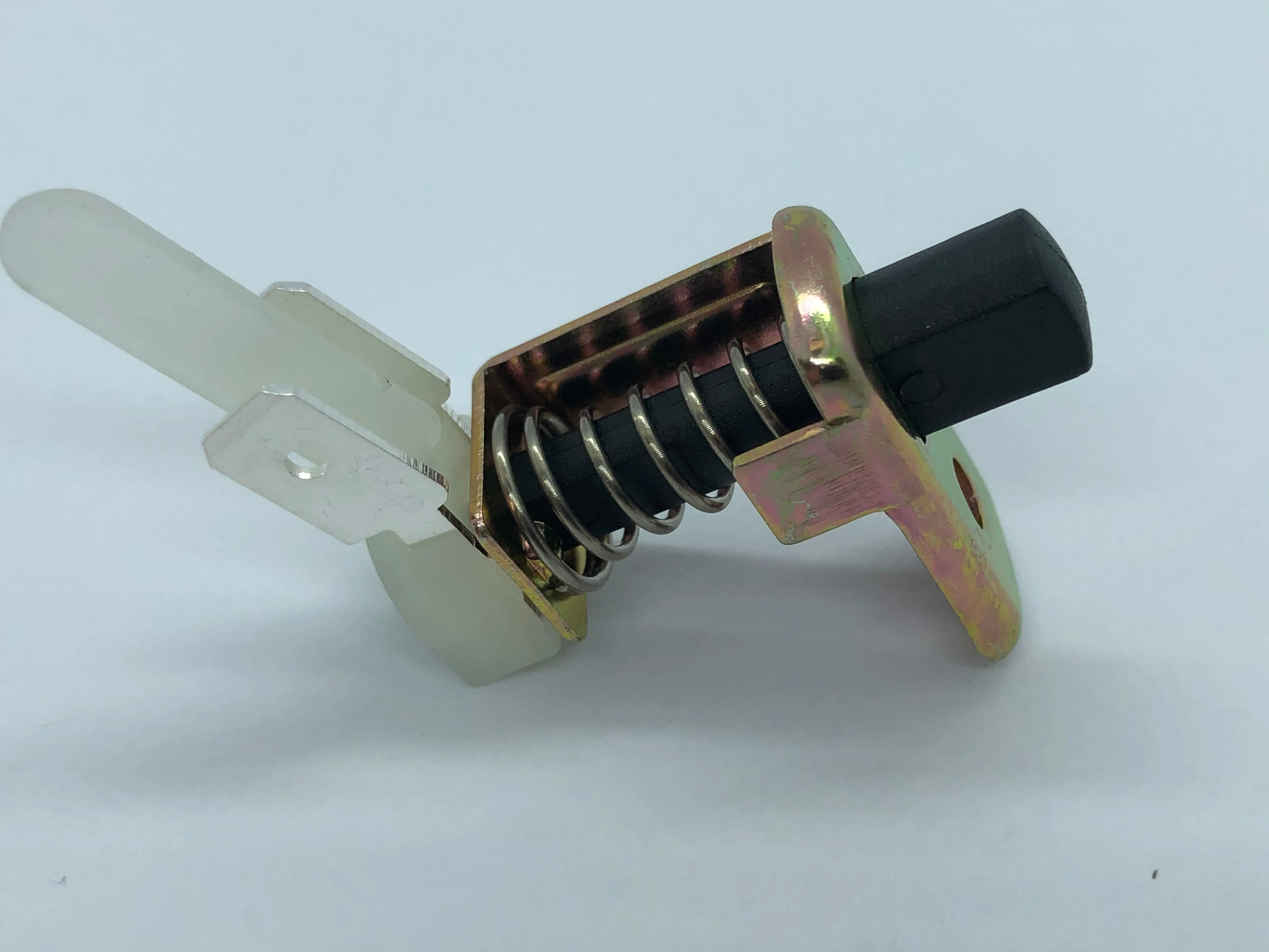 T4 / Caravelle Interior Door Pin Switch Contact