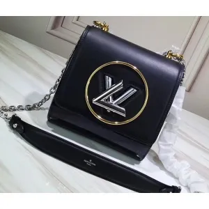 Twist Pochette Clutch Bag M90366 2019