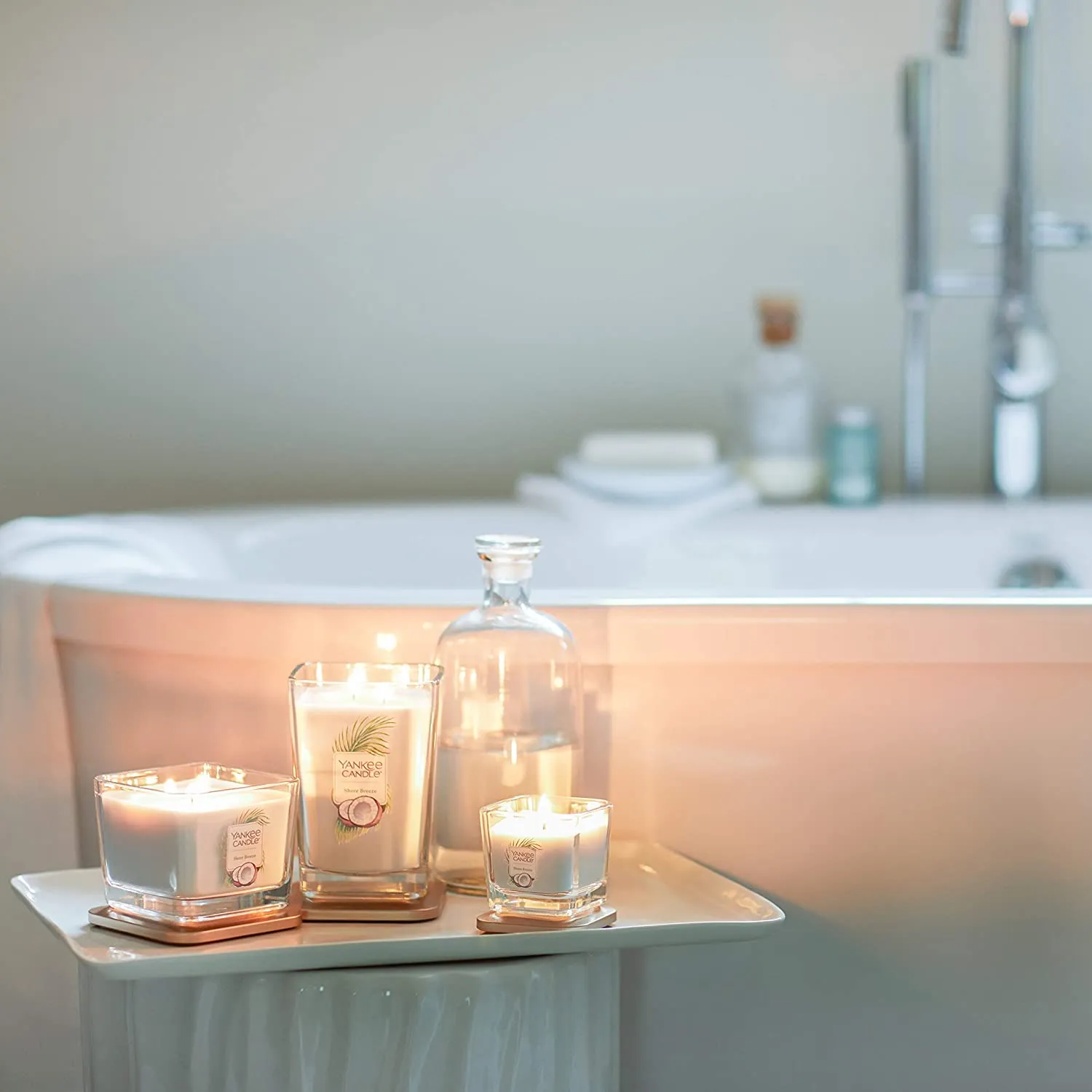 Yankee Candle Candle with 3 Wicks Shore Breeze